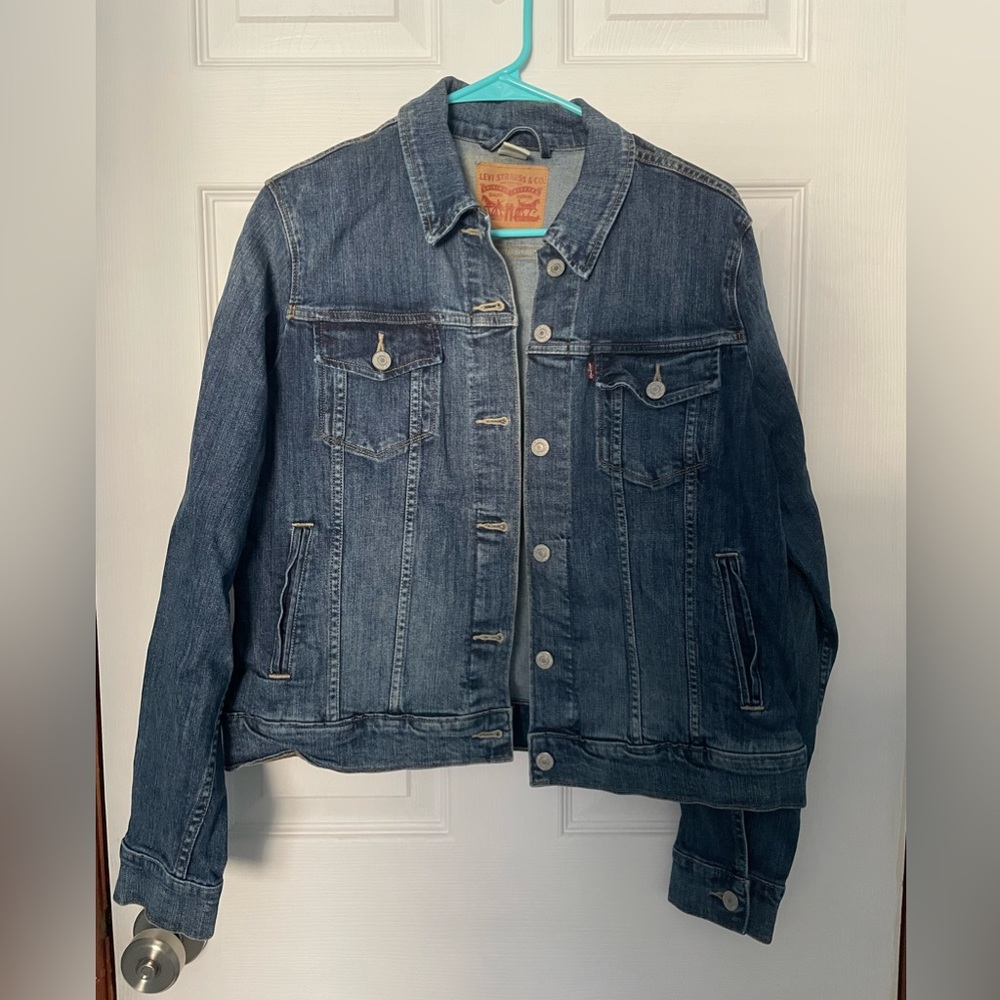Levi’s Original Trucker Denim Jacket in Dark Wash